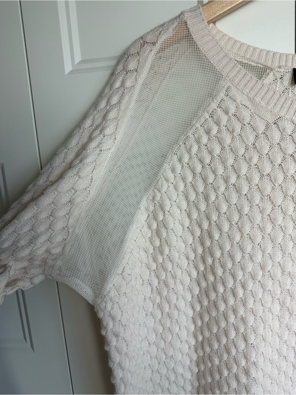 French Connection Cream Textured Knit Mesh Panel Sweater Women’s L Boho Light - Picture 4 of 6